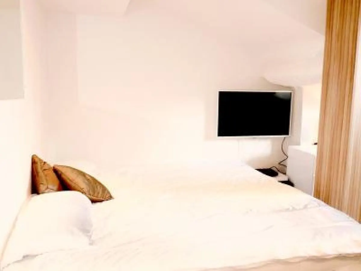Studio Cannes: Rue d'Antibes Shopping & Beach Retreat Apartment Cannes